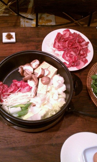 Sukiyaki arranged in the pot