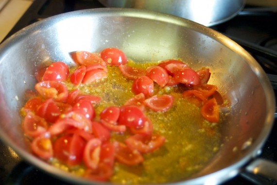 Tomatoes and garlic