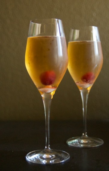 Classic Champagne Cocktail