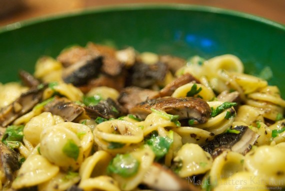 Portobello and Arugula Pasta